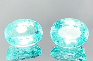 5.95ct Neon Paraiba Turmalin Ohrringe mit D Flawless Diamanten, eingefasst in 18 Karat Gelbgold