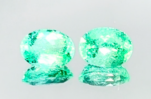 2.64ct Neon Paraiba Turmalin Ohrringe mit D Flawless Diamanten, eingefasst in 18 Karat Weissgold