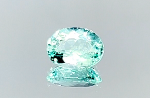 0.98ct Neon Paraiba Turmalin Ring mit D Flawless Diamanten, eingefasst in 18 Karat Gelbgold
