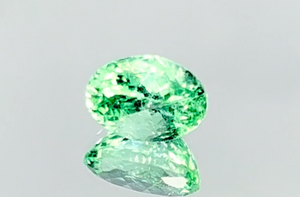 2.77ct Neon Paraiba Turmalin Ring mit D Flawless Diamanten, eingefasst in 18 Karat Gelbgold