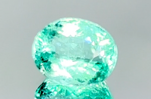 3.93ct Neon Paraiba Turmalin Ring mit D Flawless Diamanten, eingefasst in 18 Karat Weissgold