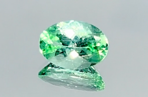 2.01ct Neon Paraiba Turmalin Ring mit D Flawless Diamanten, eingefasst in 18 Karat Gelbgold