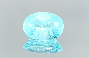 2.35ct Neon Paraiba Turmalin Ring mit D Flawless Diamanten, eingefasst in 18 Karat Gelbgold