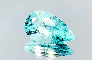 2.17ct Neon Paraiba Turmalin Ring mit D Flawless Diamanten, eingefasst in 18 Karat Weissgold