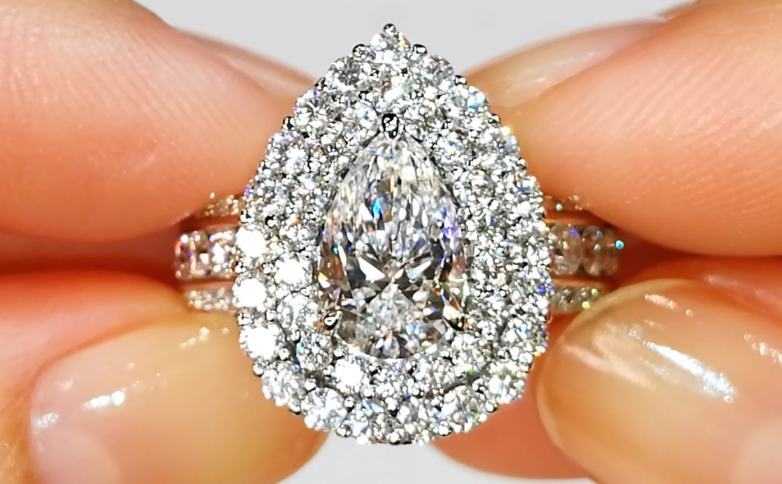 2.02ct D Flawless Golkonda Diamant Ring mit D Flawless Diamanten, eingefasst in Platin