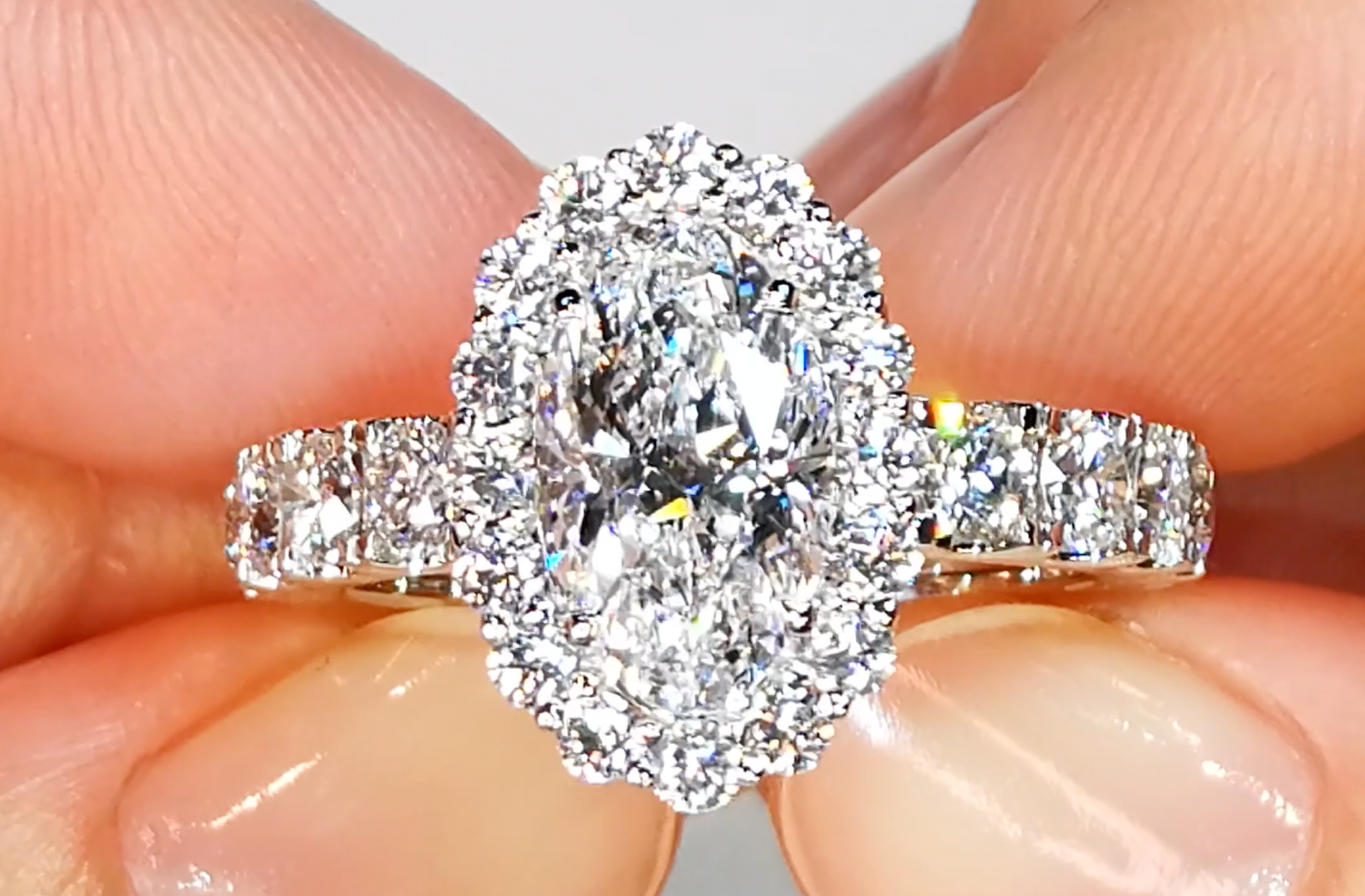 2.01ct D Flawless Golkonda Diamant Ring mit D Flawless Diamanten, eingefasst in Platin