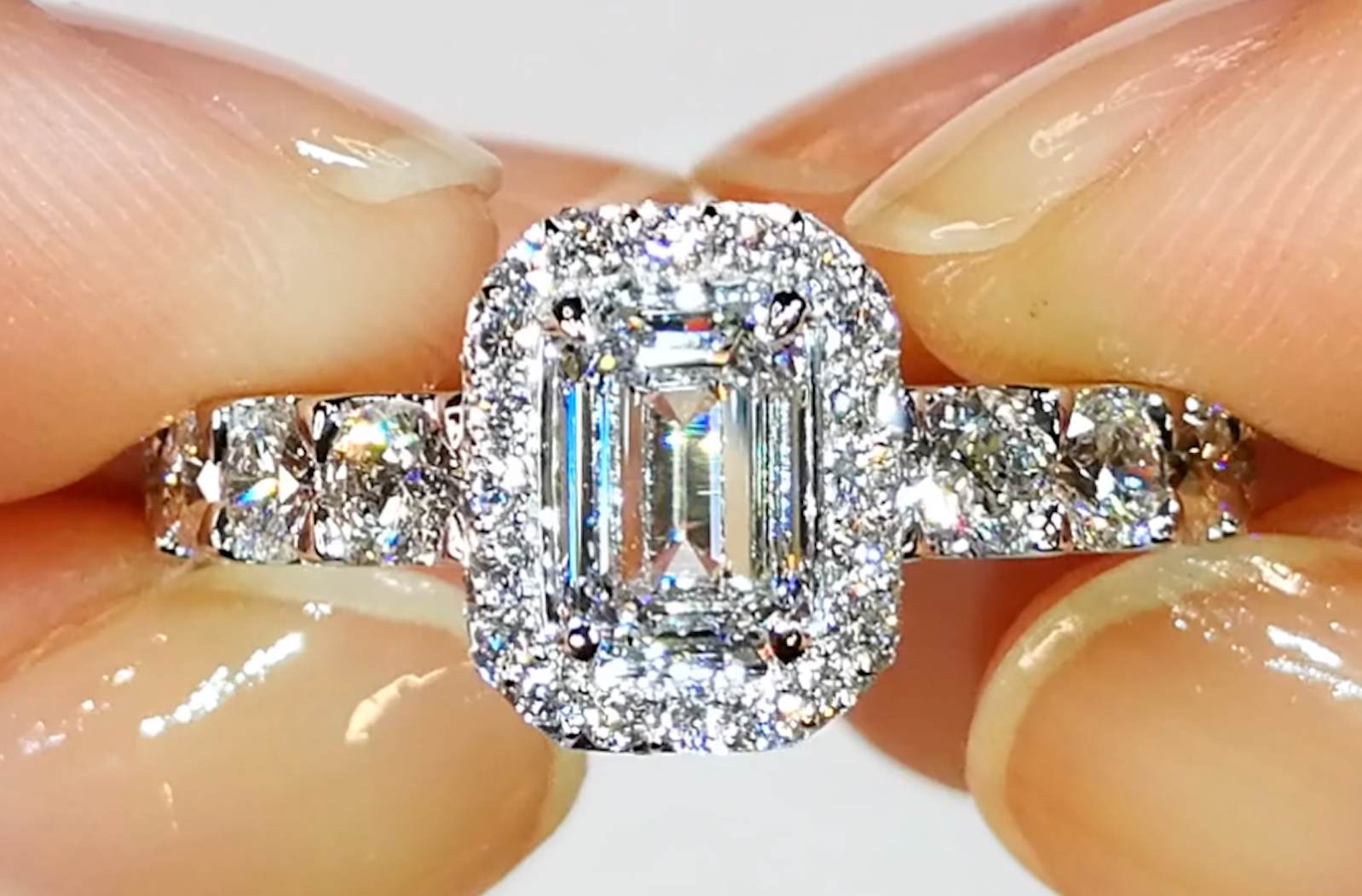 1.02ct D Flawless Golkonda Diamant Ring mit D Flawless Diamanten, eingefasst in Platin