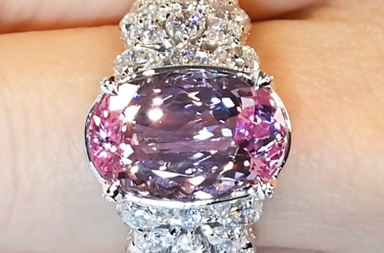 8.76ct nicht erhitzter pinker brasilianischer Imperial Topas Ring mit D Flawless Diamanten, eingefasst in 18 Karat Weissgold