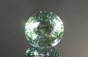 32.53ct Nicht erhitzter grüner Beryll Ring mit D Flawless Diamanten, eingefasst in 18 Karat Gelbgold