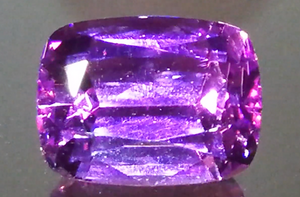 22.75ct Patroke Kunzit Ring mit D Flawless Diamanten, eingefasst in 18 Karat Weissgold