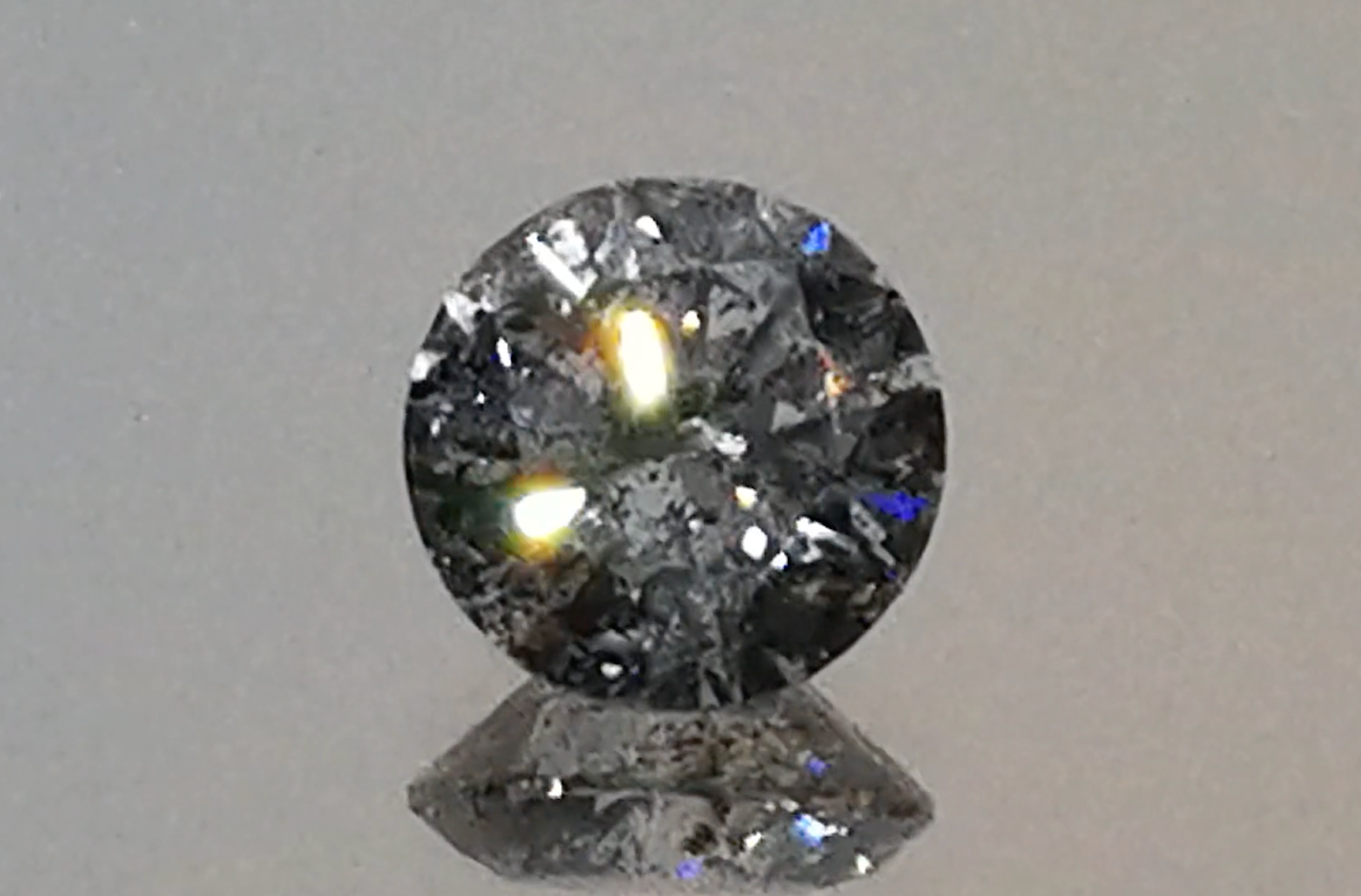 1.18ct Salt and Pepper Argyle Diamant Ring mit D Flawless Diamanten, eingefasst in 18 Karat Gelbgold