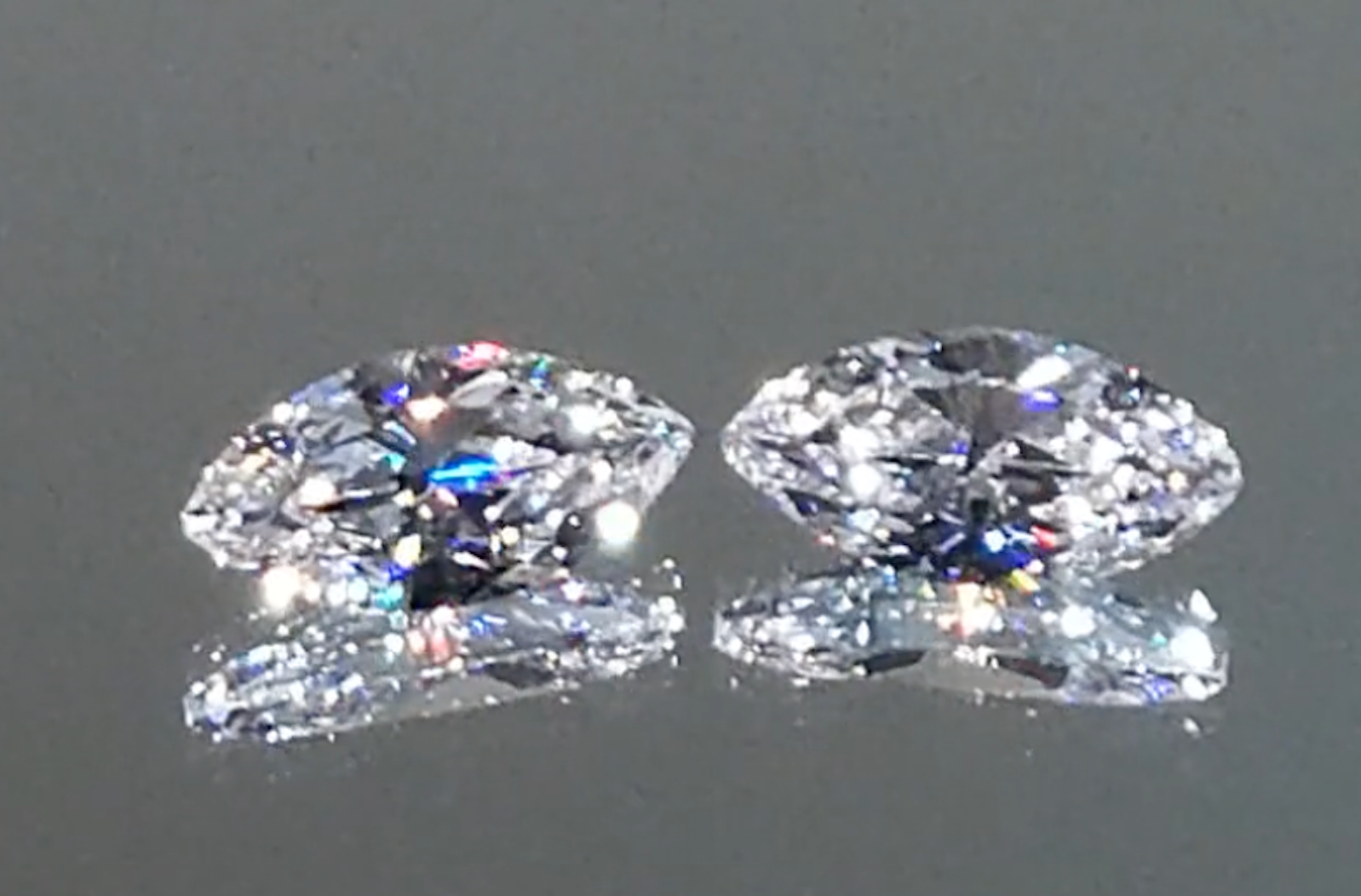 2.32ct D Flawless Golkonda Diamant Ohrringe mit D Flawless Diamanten, eingefasst in 18 Karat Weissgold