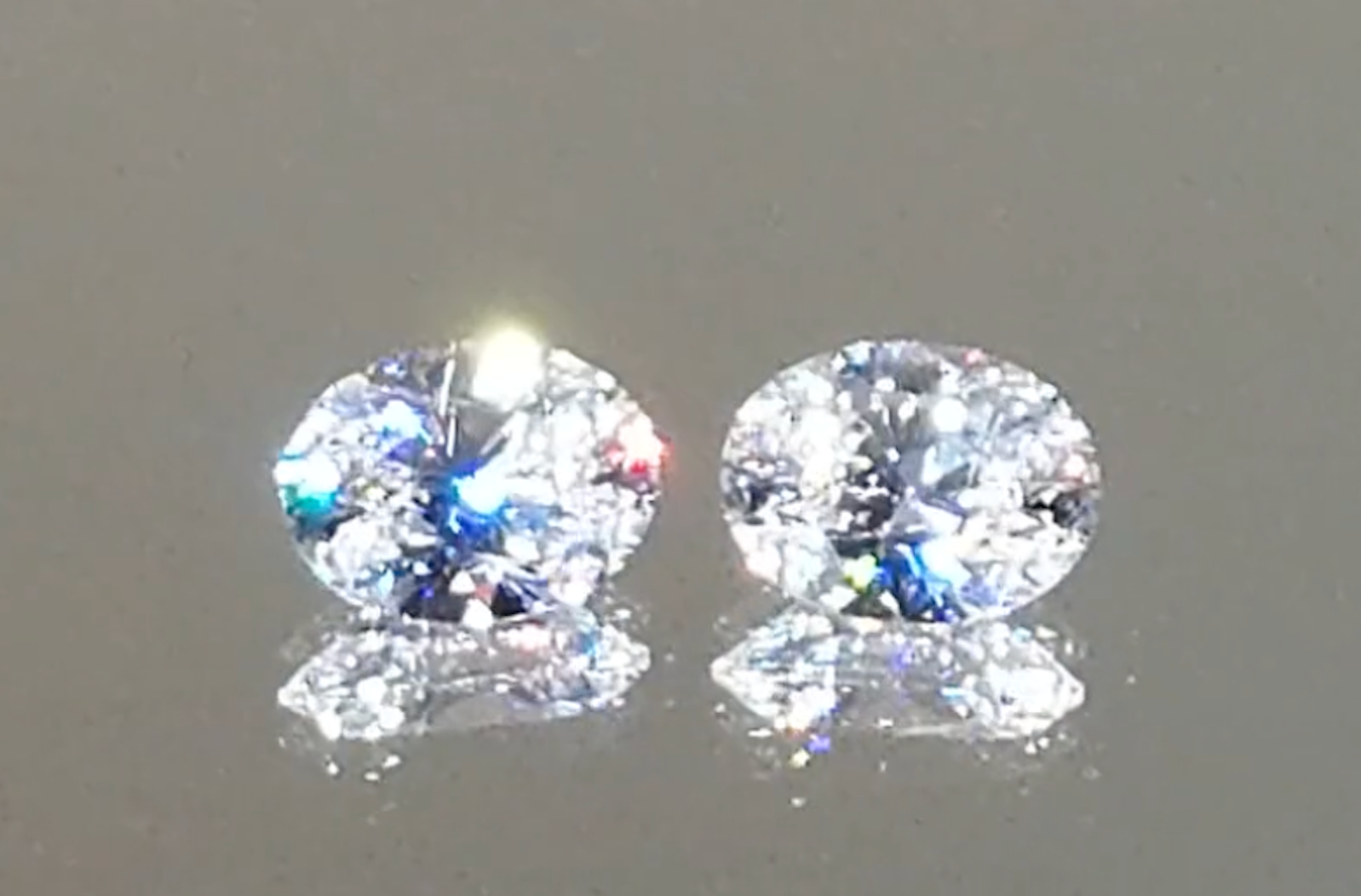 2.17ct D Flawless Golkonda Diamant Ohrringe mit D Flawless Diamanten, eingefasst in 18 Karat Gelbgold
