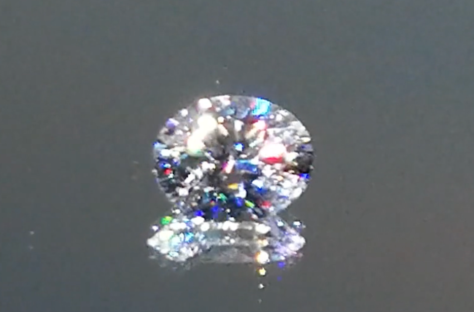 2.00ct D Flawless Golkonda Diamant Ring mit D Flawless Diamanten, eingefasst in 18 Karat Gelbgold