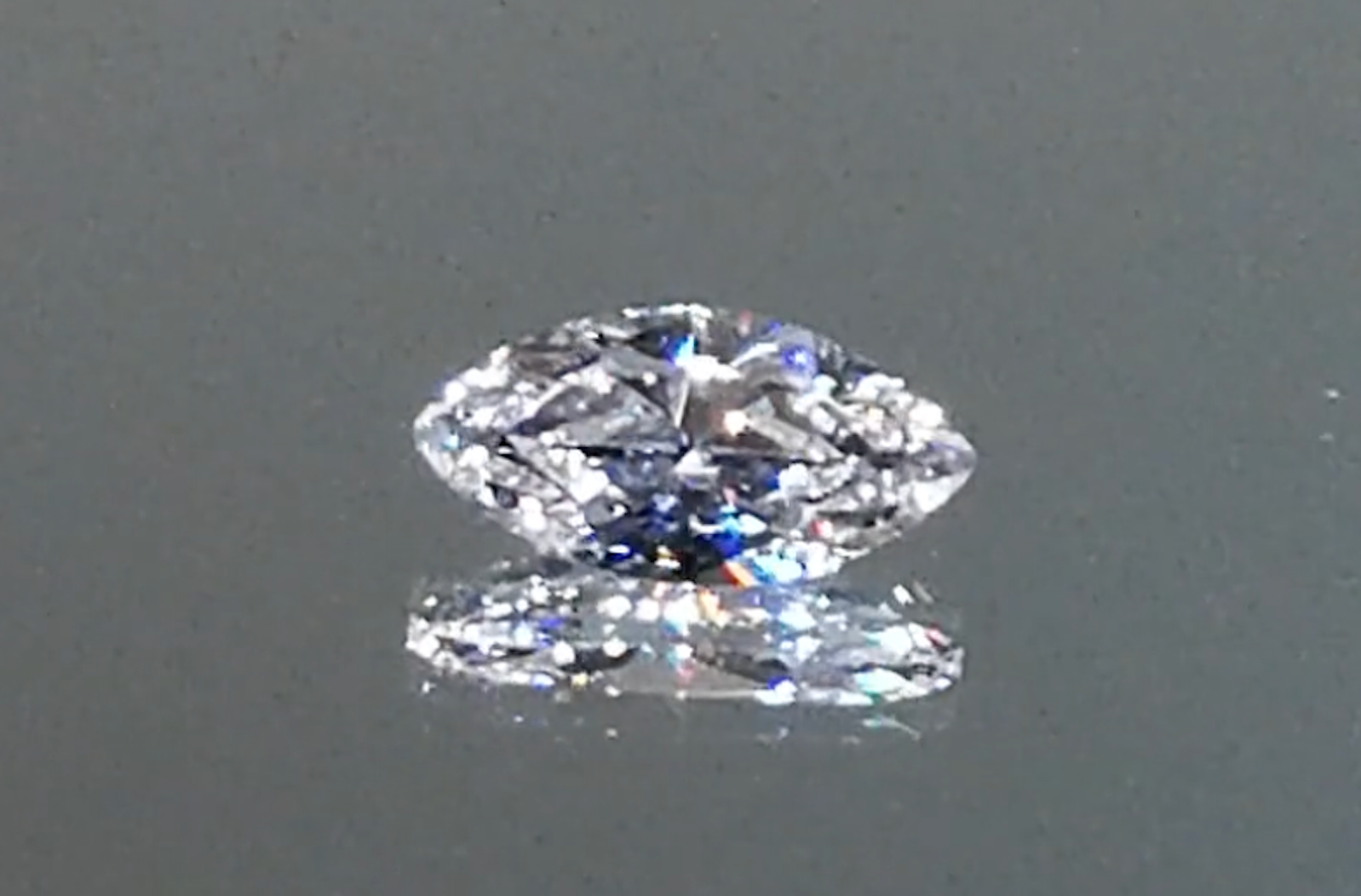 2.01ct D Flawless Golkonda Diamant Ring mit D Flawless Diamanten, eingefasst in 18 Karat Weissgold