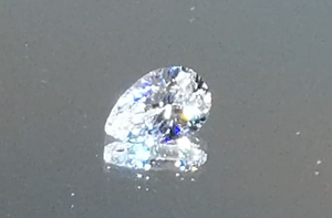 2.01ct D Flawless Golkonda Diamant Halskette mit D Flawless Diamanten, eingefasst in 18 Karat Gelbgold
