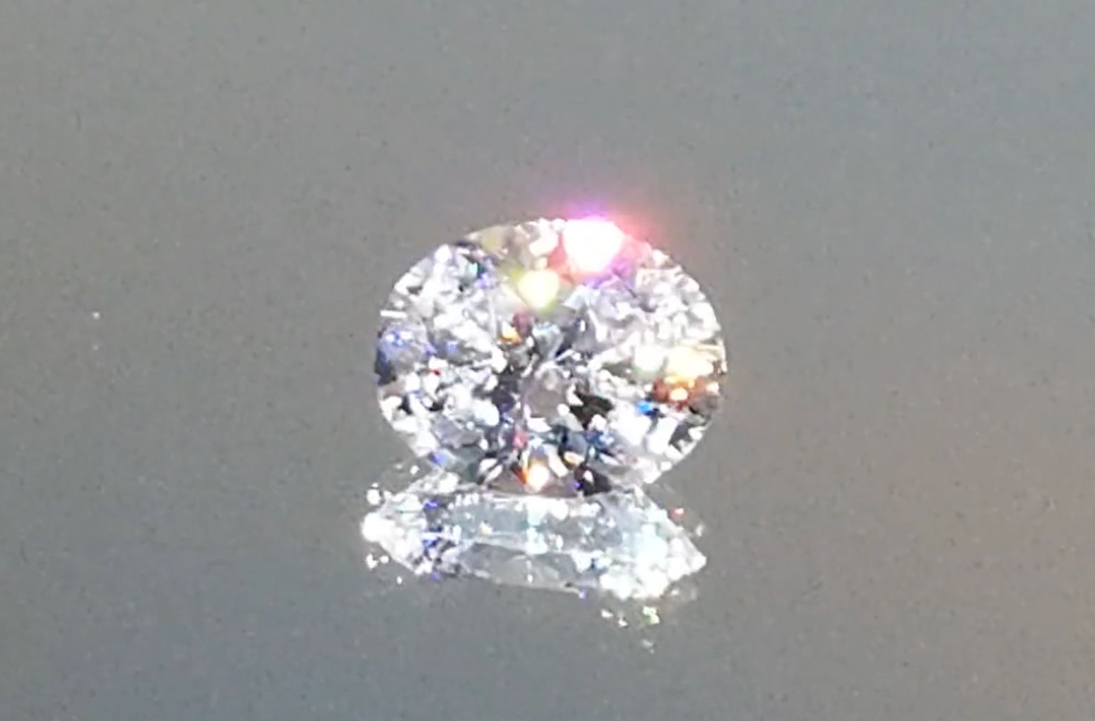 2.01ct D Flawless Golkonda Diamant Halskette mit D Flawless Diamanten, eingefasst in 18 Karat Gelbgold