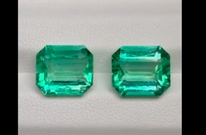 10.58ct Intensiv grüner kolumbianischer Muzo Smaragd Ohrringe mit D Flawless Diamanten, eingefasst in 18 Karat Gelbgold