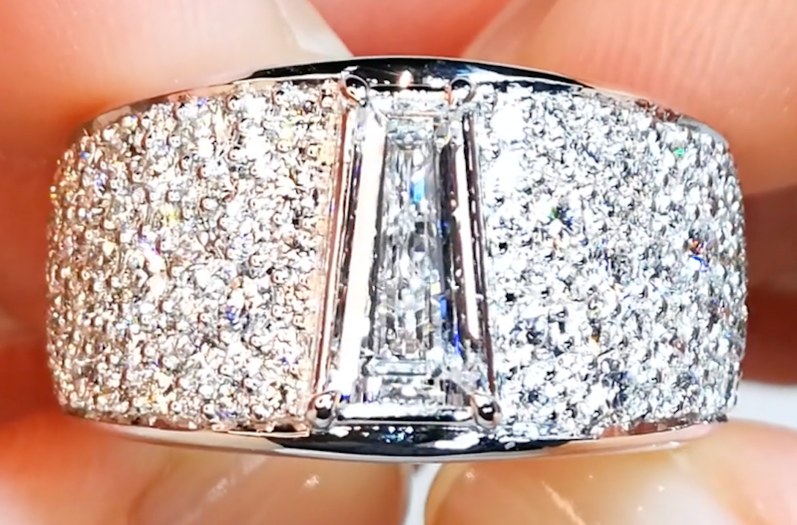 1.01ct D Flawless Golkonda Diamant Ring mit D Flawless Diamanten, eingefasst in 18 Karat Weissgold