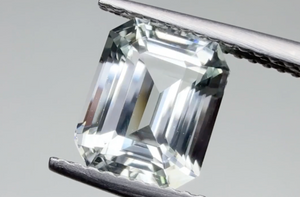 3.06ct Farbloser Chrysoberyll Ring mit D Flawless Diamanten, eingefasst in 18 Karat Weissgold