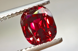 2.17ct Antiker burmesischer Neon Spinell Ring mit D Flawless Diamanten, eingefasst in 18 Karat Weissgold