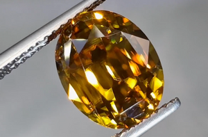 7.55ct Gelber Himalaya Zirkon Ring mit D Flawless Diamanten, eingefasst in 18 Karat Gelbgold
