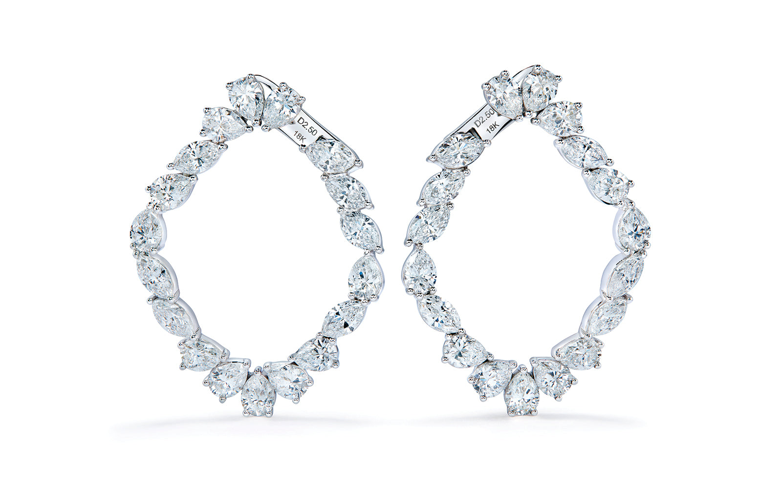 5.00ct D Flawless Diamanten Ohrringe eingefasst in 18 Karat Weissgold