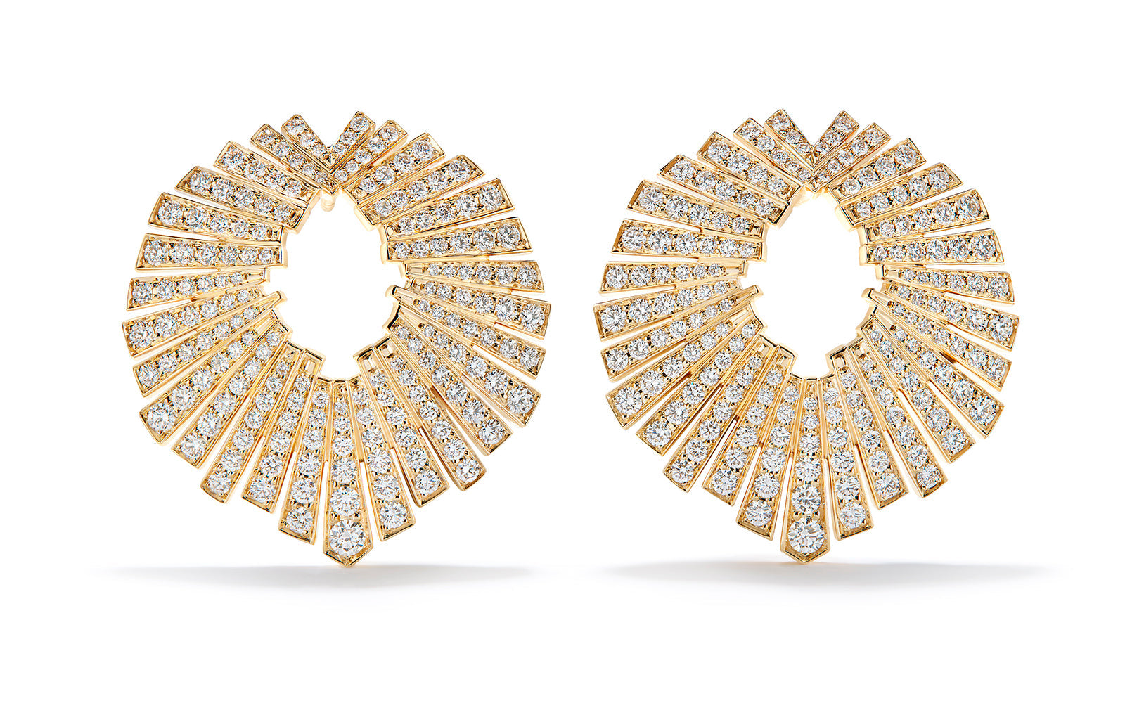 2.92ct D Flawless Diamanten Ohrringe eingefasst in 18 Karat Gelbgold