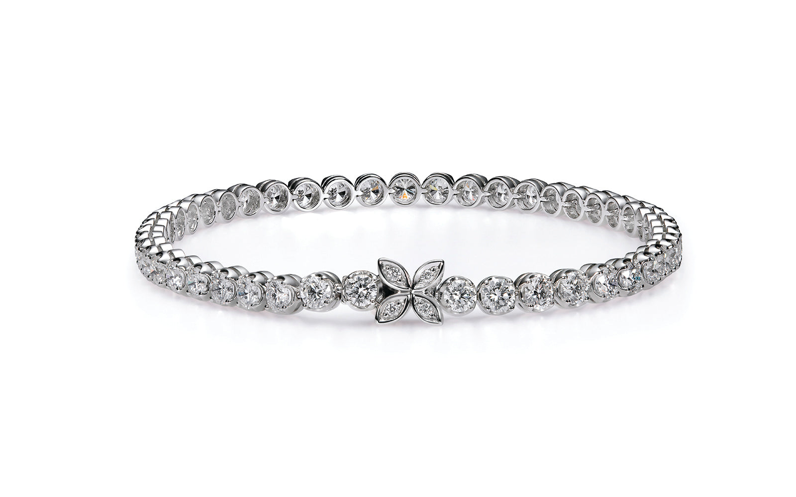 4.70ct D Flawless Diamanten Armband eingefasst in Platin