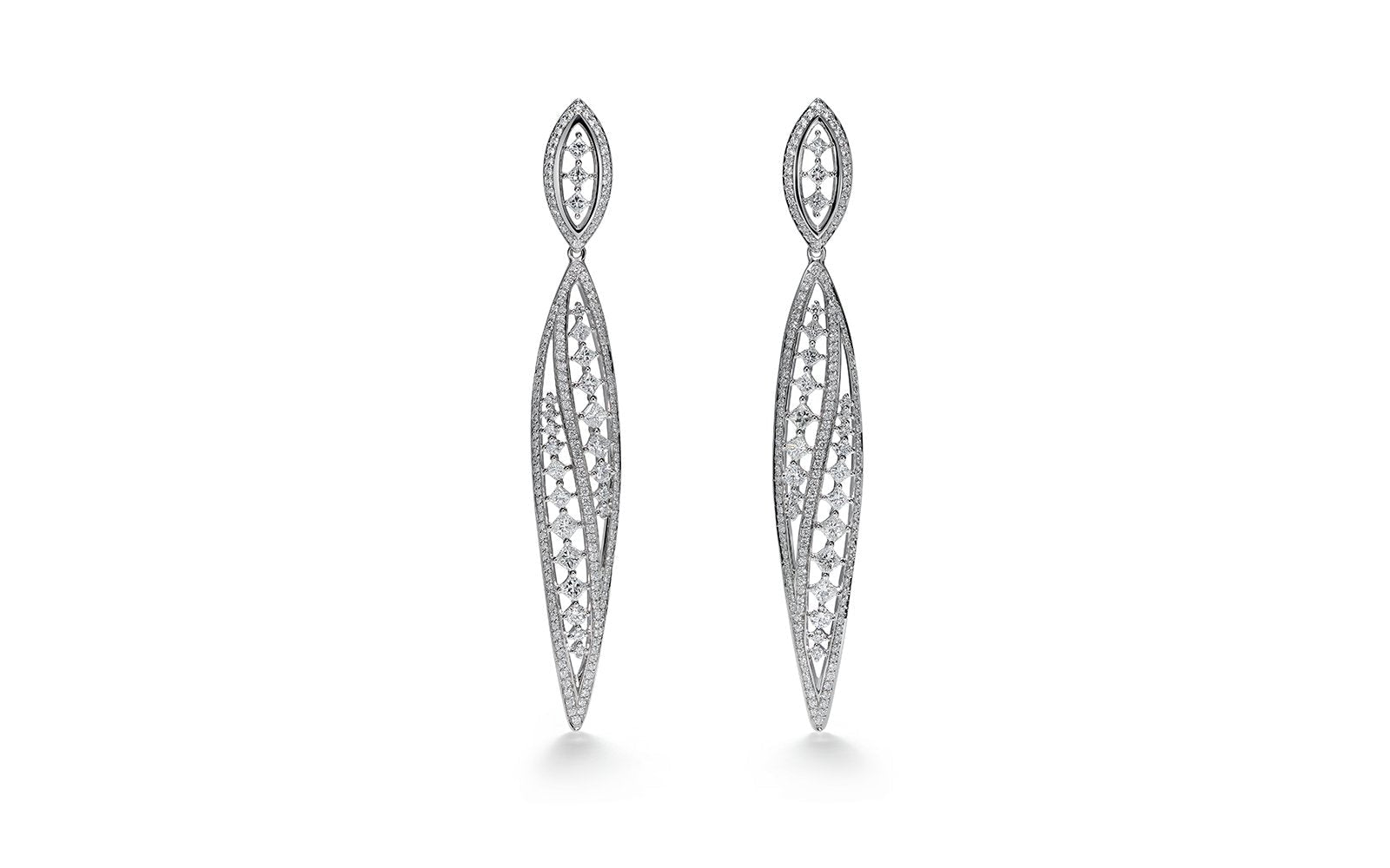 3.32ct D Flawless Diamanten Ohrringe, eingefasst in 18 Karat Weissgold