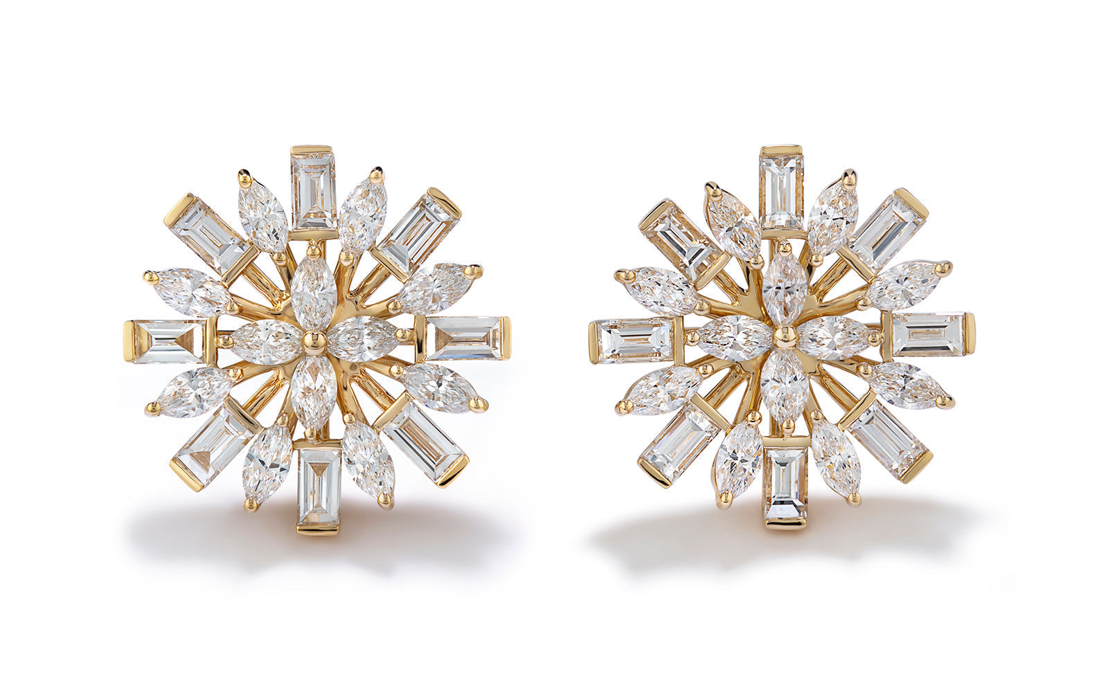 Kat Florence D Flawless Diamanten Ohrringe, eingefasst in 18 Karat Gelbgold