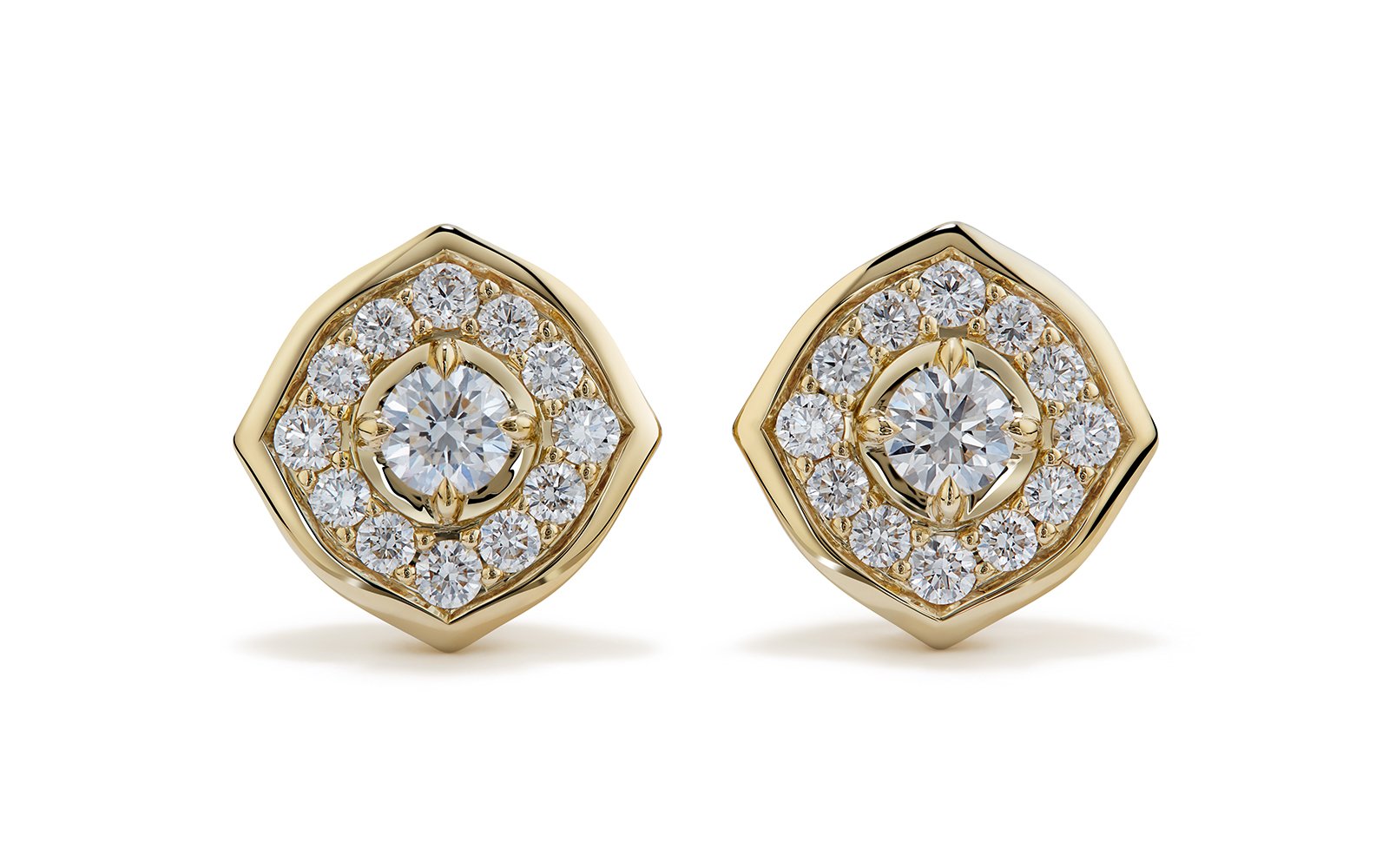 0.36ct D Flawless Diamanten Ohrringe eingefasst in 18 Karat Gelbgold