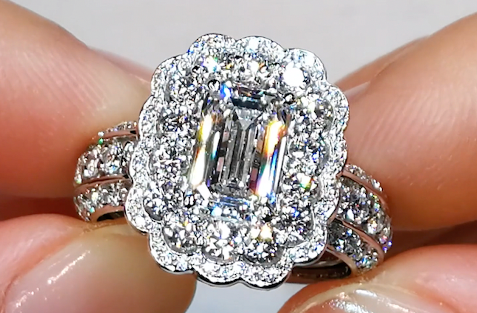 2.26ct Golconda D Flawless Diamant Ring mit D Flawless Diamanten, eingefasst in Platin