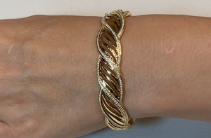 Kat Florence D Flawless Diamanten Armreif, eingefasst in 18 Karat Gelbgold