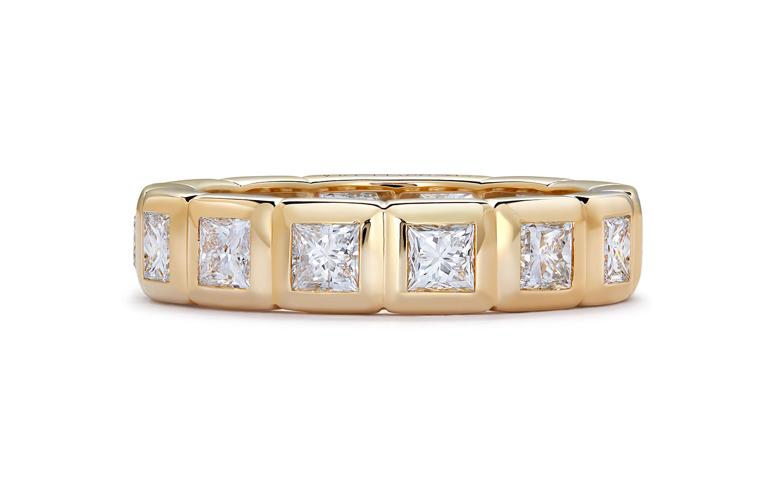 Princess 2.27ct D Flawless Diamanten Ring eingefasst in 18 Karat Gelbgold