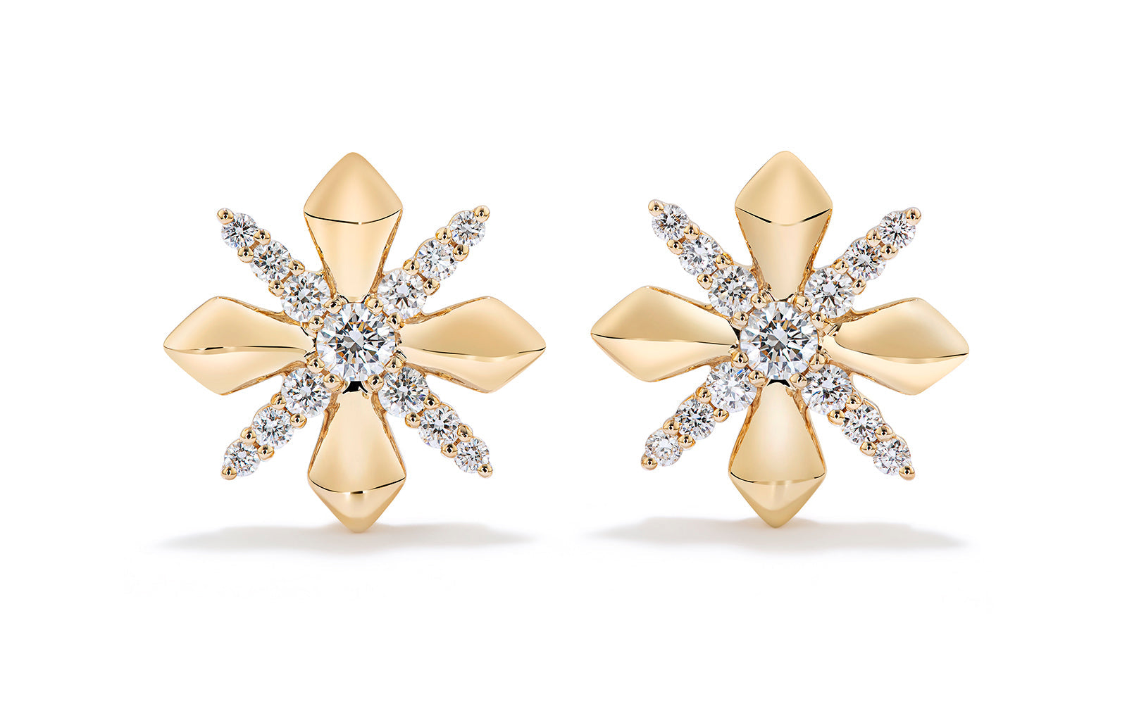 Sunburst 0.54ct D Flawless Diamanten Ohrringe eingefasst in 18 Karat Gelbgold