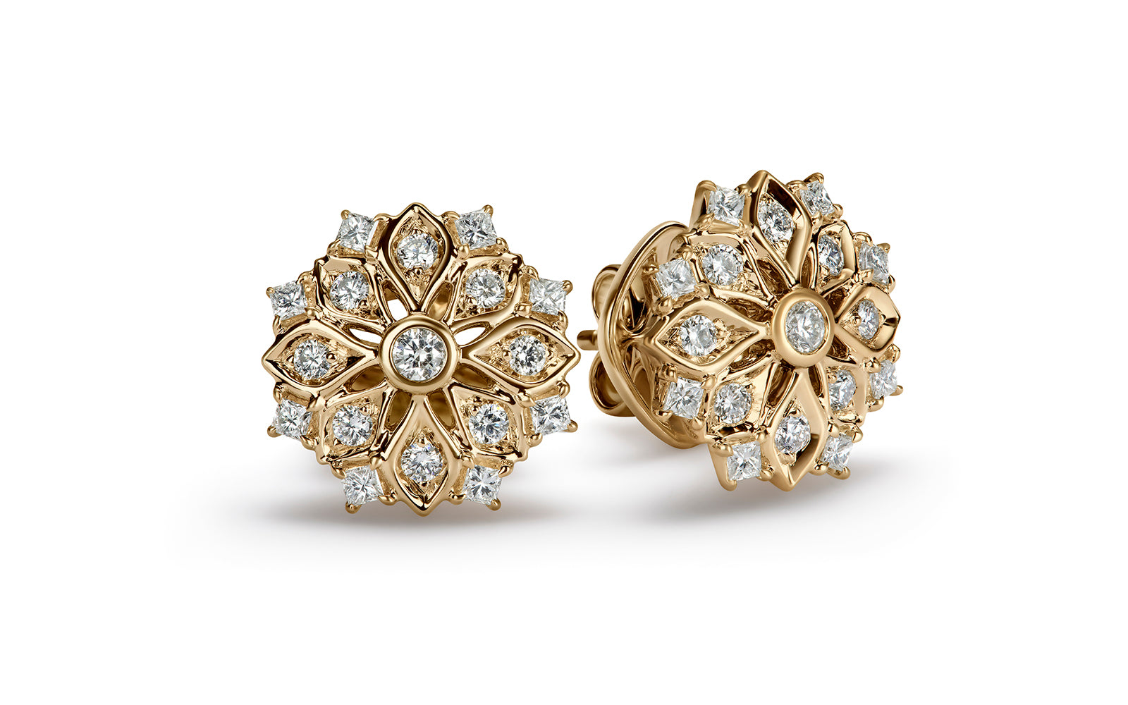 0.74ct Cherry Blossom D Flawless Diamanten Ohrringe eingefasst in 18 Karat Gelbgold