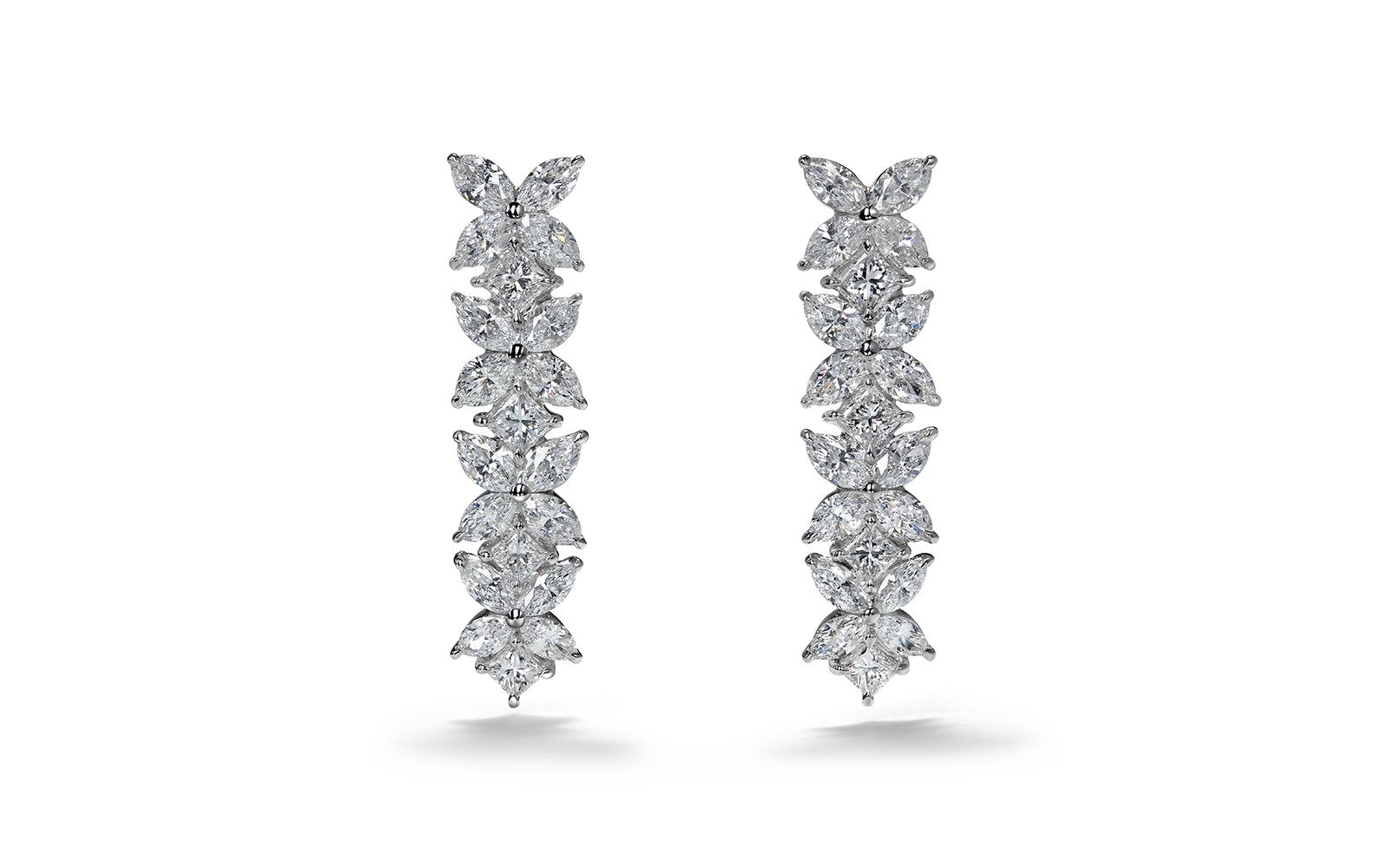 4.02ct D Flawless Diamanten Ohrringe, eingefasst in 18 Karat Weissgold