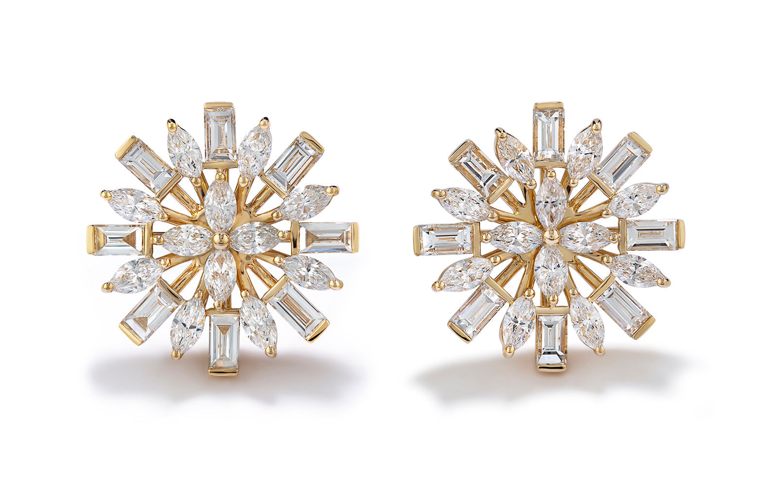 2.86ct D Flawless Diamanten Ohrringe, eingefasst in 18 Karat Gelbgold