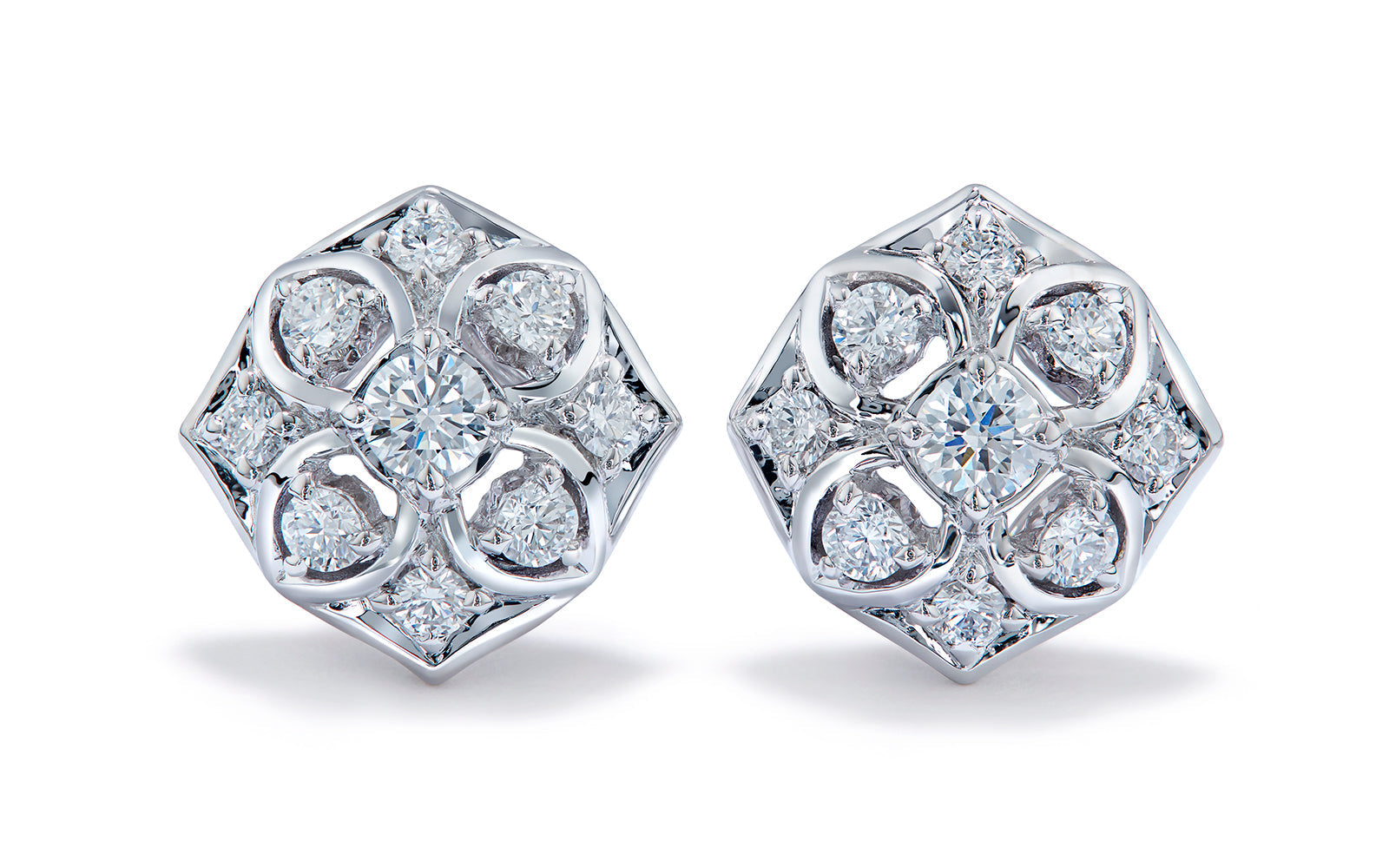 0.64ct D Flawless Diamanten Ohrringe eingefasst in 18 Karat Weissgold